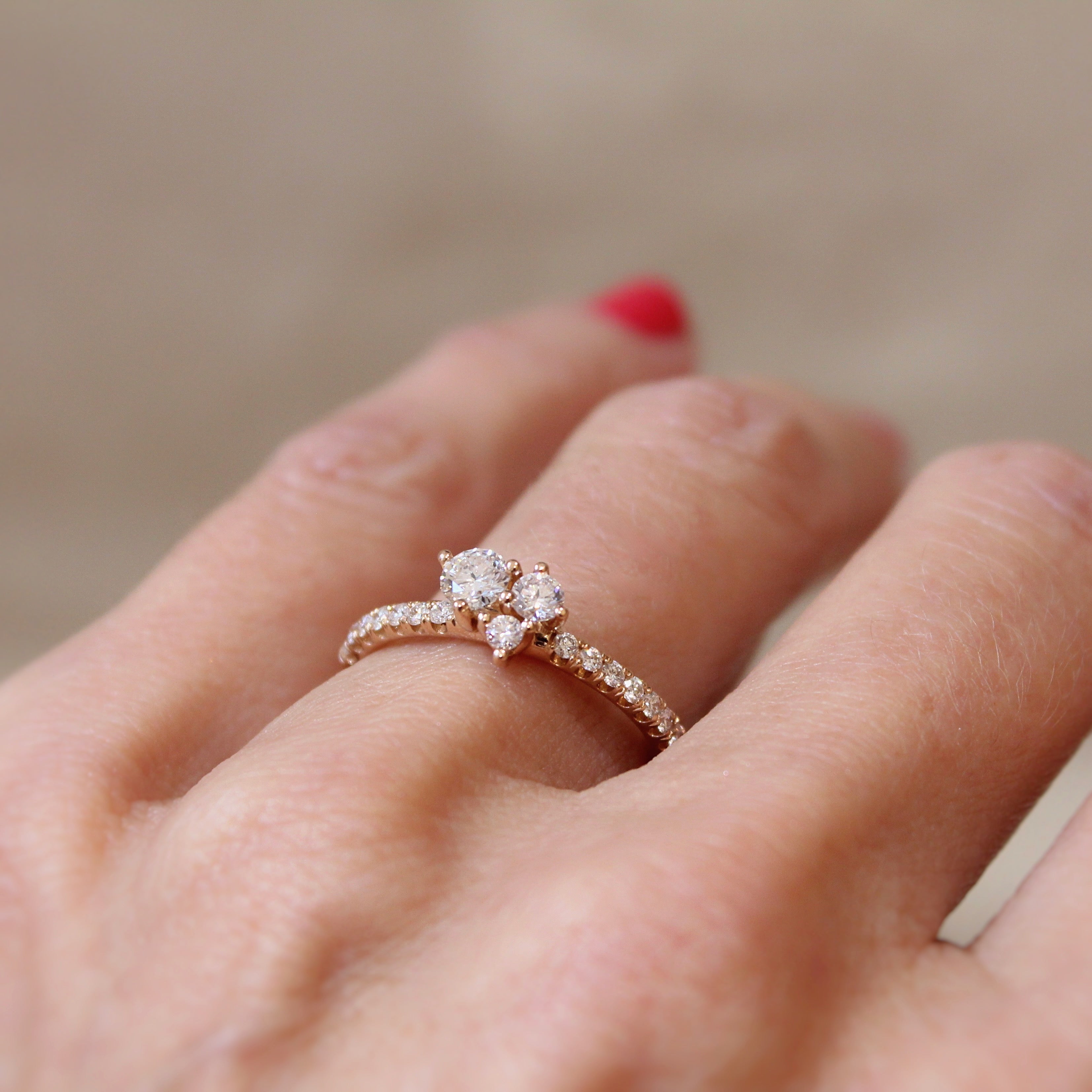 Bague trio de diamants en or rose 18k bijouterieballanger