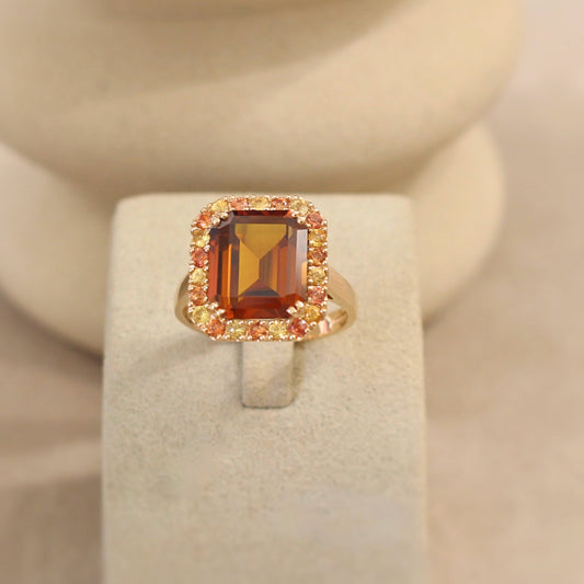 bague esprit art déco ornée d'une citrine et entourée de saphirs - or rose 18k