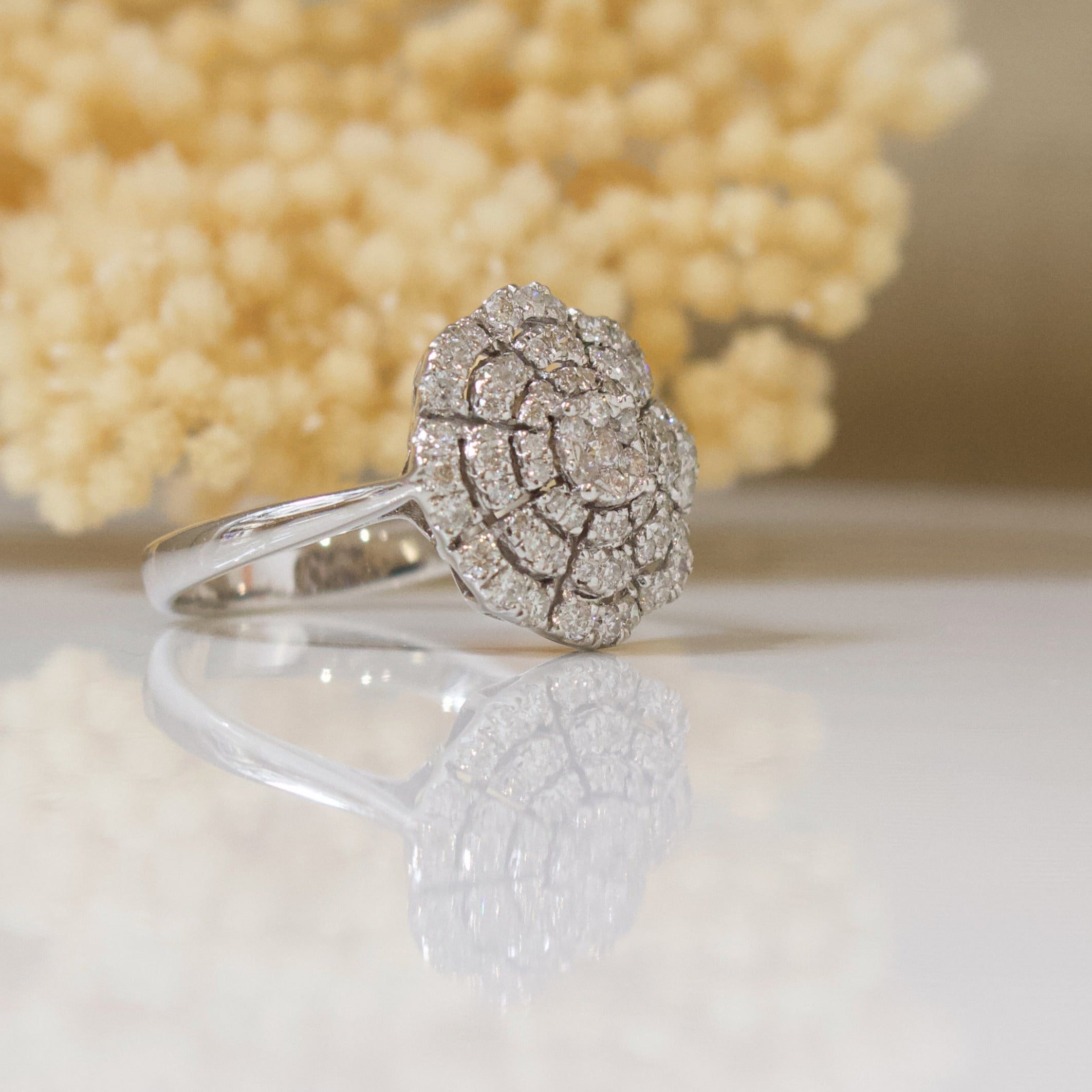 Bague fleur pavage diamants bijouterieballanger